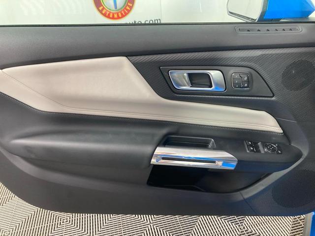 Photo of 2025 Grabber Blue Ford Mustang