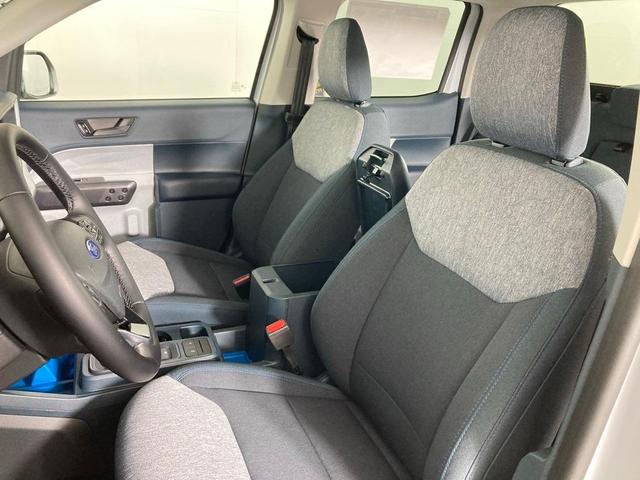 Photo of 2025 White Metallic Ford Maverick