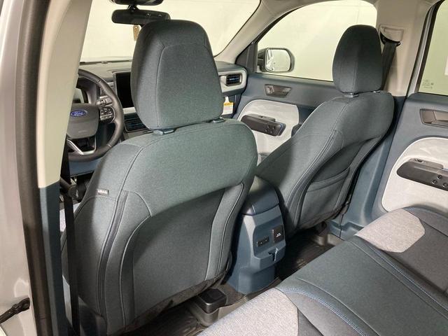 Photo of 2025 White Metallic Ford Maverick