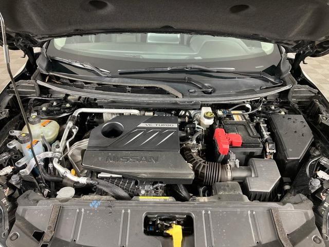 Photo of 2024 Super Black Nissan Rogue