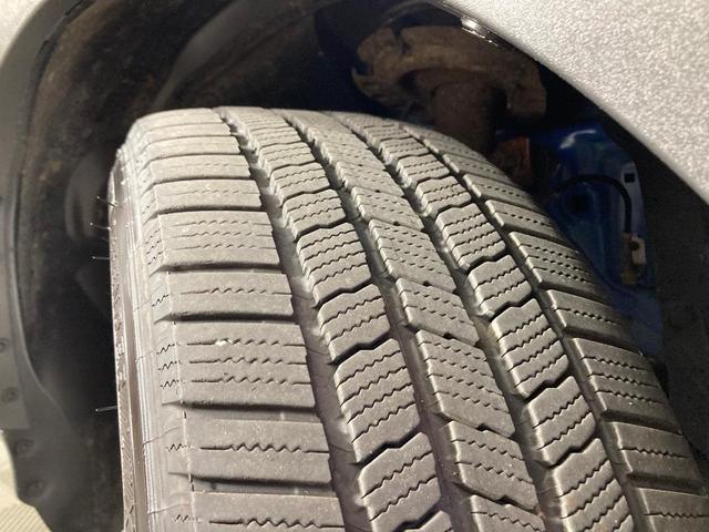 Photo of 2015 Blue Metallic Ford Escape