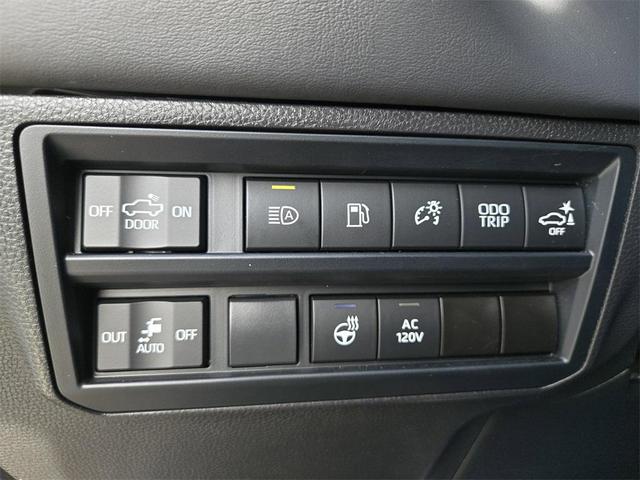 Photo of 2024 Midnight Black Metallic Toyota Tundra Hybrid