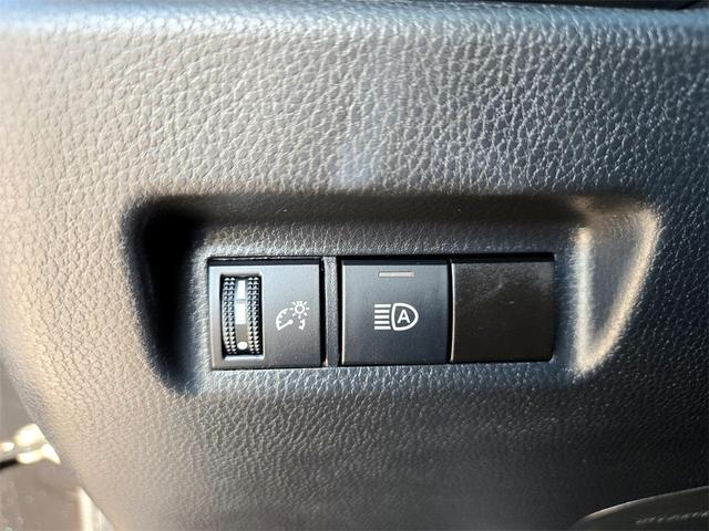Photo of 2024 Midnight Black Metallic Toyota RAV4