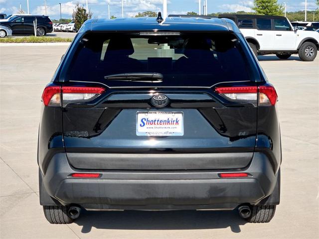 Photo of 2024 Midnight Black Metallic Toyota RAV4