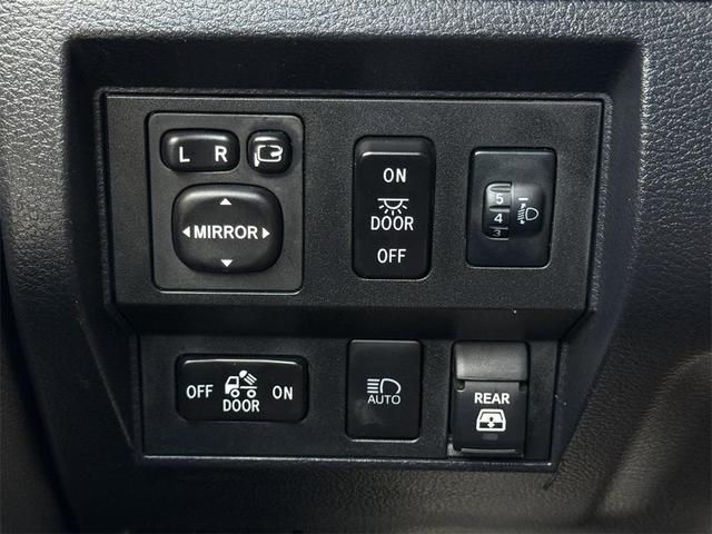 Photo of 2020 Magnetic Grey Metallic Toyota Tundra