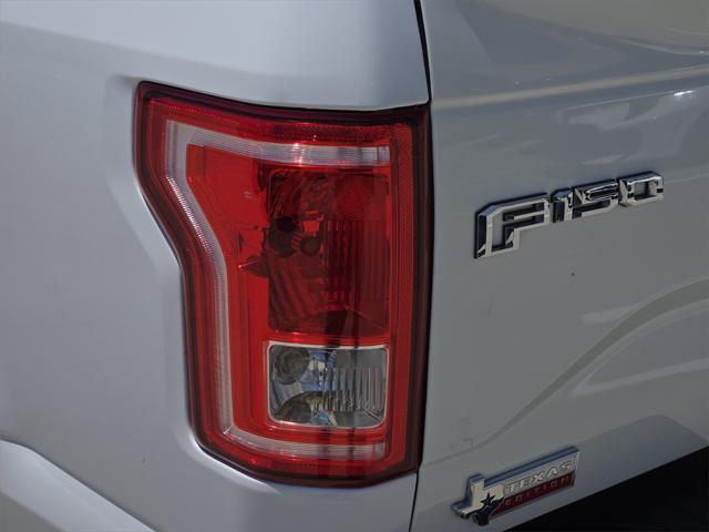 Photo of 2017 Oxford White Ford F-150