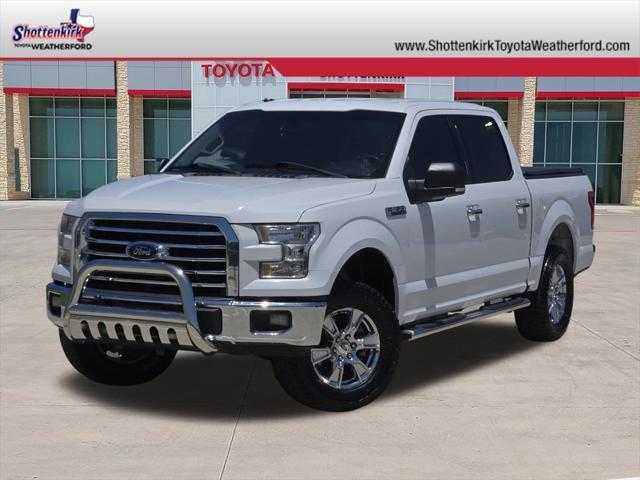 Photo of 2017 Oxford White Ford F-150