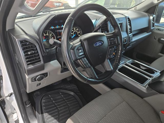 Photo of 2017 Oxford White Ford F-150
