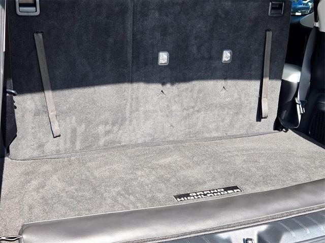 Photo of 2024 Ruby Flare Pearl Toyota Grand Highlander