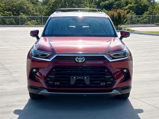 Photo of 2024 Ruby Flare Pearl Toyota Grand Highlander