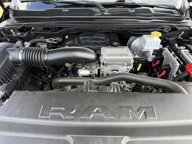 Photo of 2022 Diamond Black Crystal Pearlcoat RAM 1500