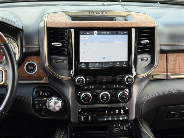 Photo of 2022 Diamond Black Crystal Pearlcoat RAM 1500