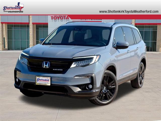 Photo of 2022 Sonic Gray Pearl Honda Pilot