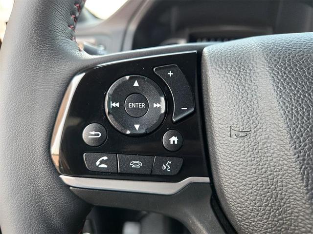 Photo of 2022 Sonic Gray Pearl Honda Pilot