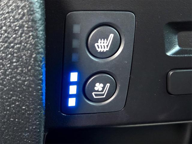 Photo of 2022 Sonic Gray Pearl Honda Pilot