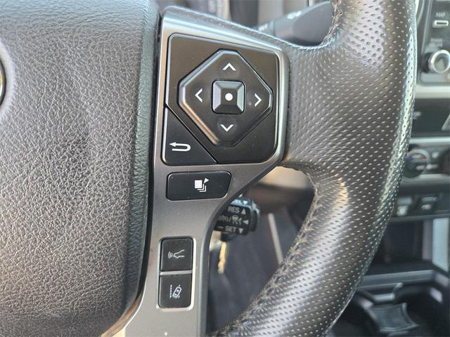 Photo of 2021 Super White Toyota Tacoma