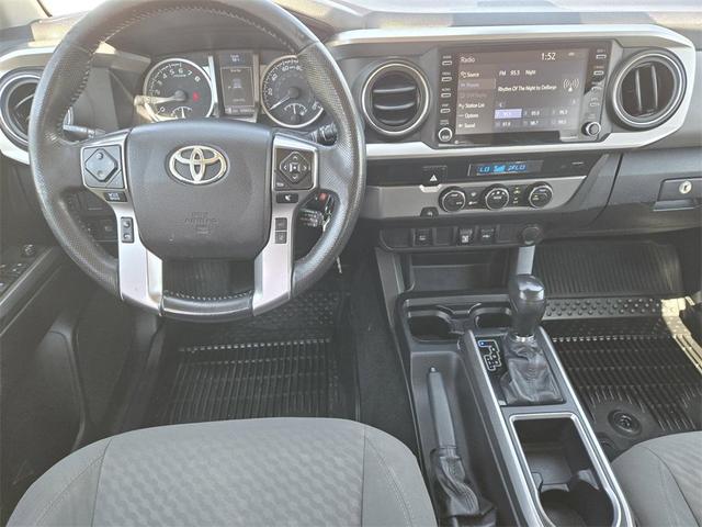 Photo of 2021 Super White Toyota Tacoma