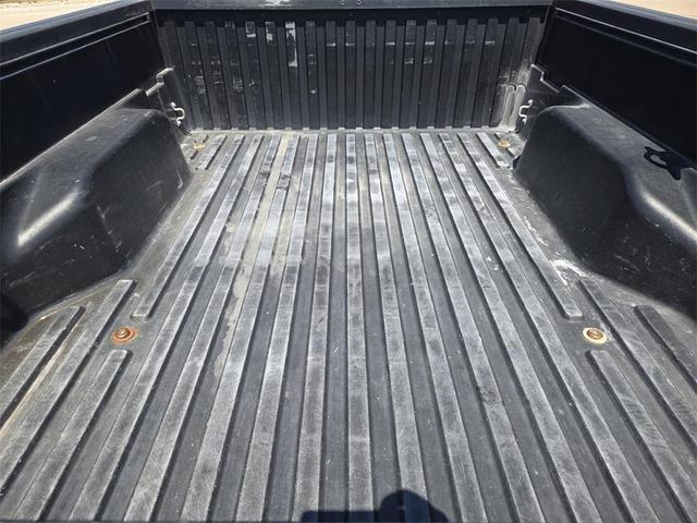Photo of 2021 Super White Toyota Tacoma
