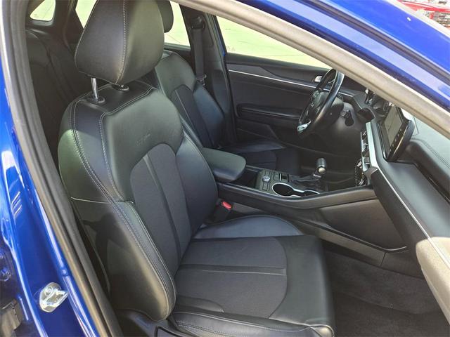 Photo of 2023 Sapphire Blue Kia K5