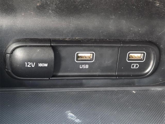 Photo of 2023 Sapphire Blue Kia K5
