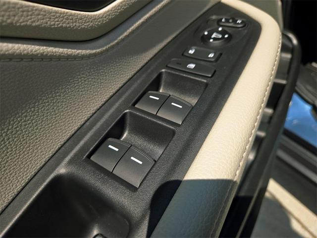 Photo of 2025 Smoke Blue Pearl Honda Odyssey