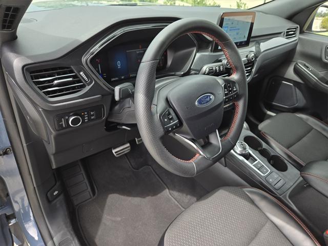 Photo of 2024 Vapor Blue Ford Escape