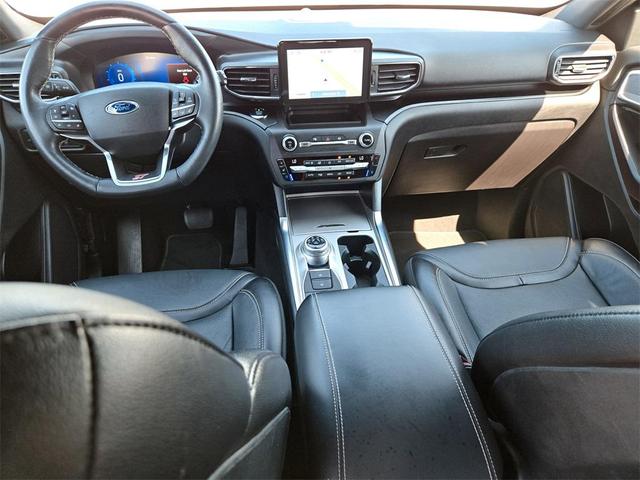Photo of 2020 Iconic Silver Metallic Ford Explorer