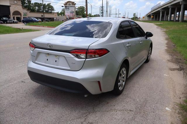 Photo of 2024 Silver Toyota Corolla