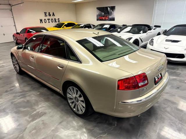 Photo of 2006 Gold Audi A8