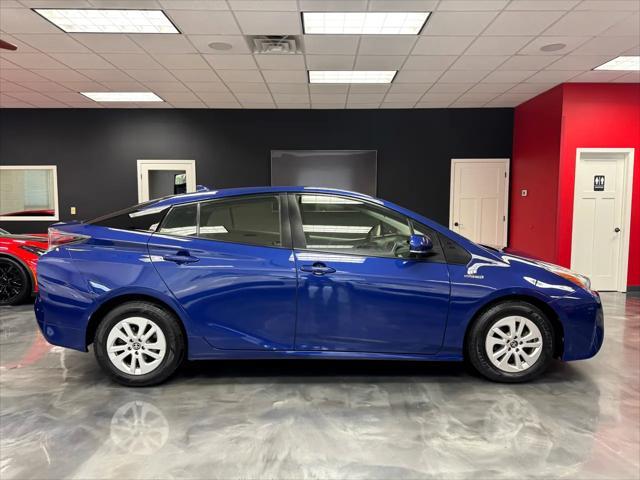 Photo of 2016 Blue Crush Metallic Toyota Prius