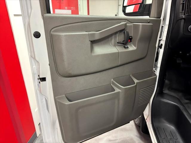 Photo of 2020 Summit White Chevrolet Express 3500