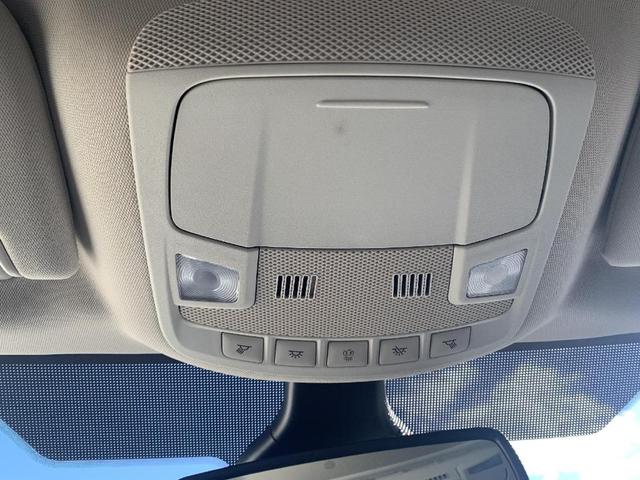 Photo of 2024 Carbonized Gray Metallic Ford Edge