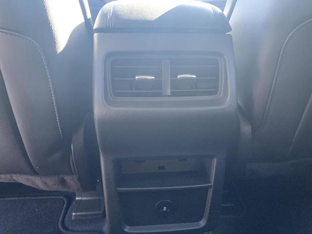 Photo of 2024 Carbonized Gray Metallic Ford Edge