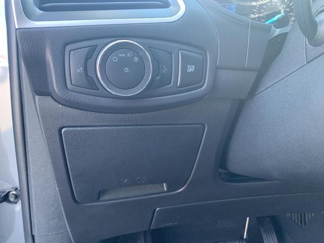 Photo of 2024 Carbonized Gray Metallic Ford Edge