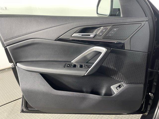 Photo of 2023 Black Sapphire Metallic BMW X1