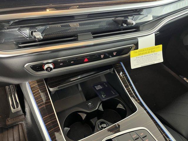 Photo of 2026 Mineral White Metallic BMW X5 PHEV