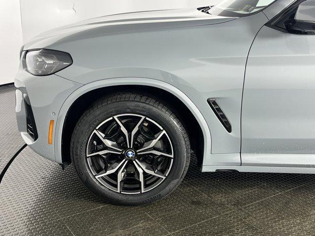 Photo of 2024 Gray Metallic BMW X3