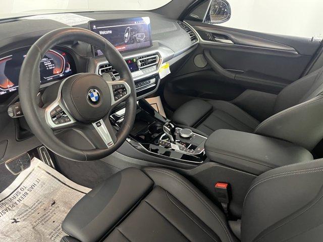 Photo of 2024 Gray Metallic BMW X3