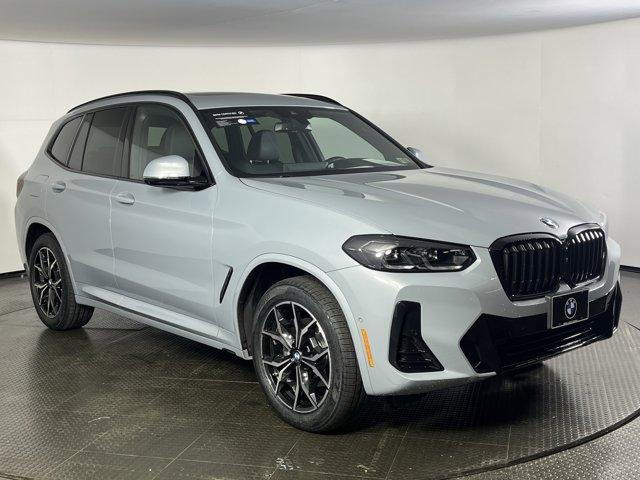 Photo of 2024 Gray Metallic BMW X3