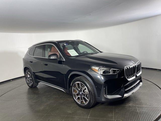 Photo of 2025 Black Sapphire Metallic BMW X1