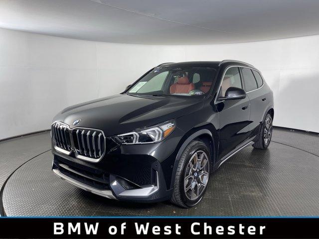 Photo of 2025 Black Sapphire Metallic BMW X1