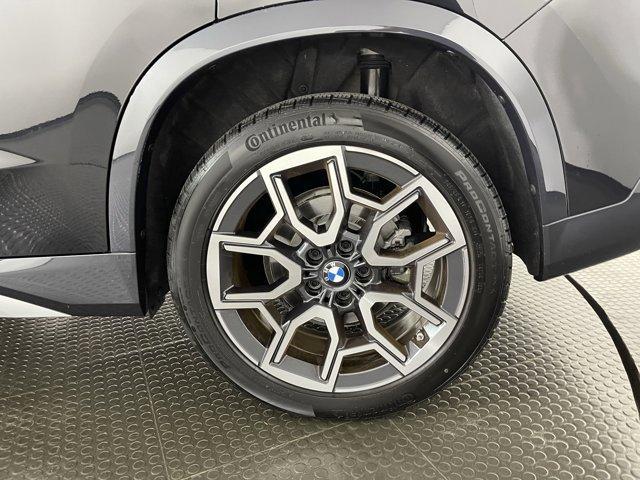 Photo of 2025 Black Sapphire Metallic BMW X1