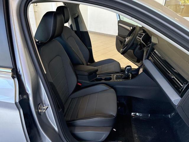 Photo of 2025 Pyrite Silver Metallic Volkswagen Jetta
