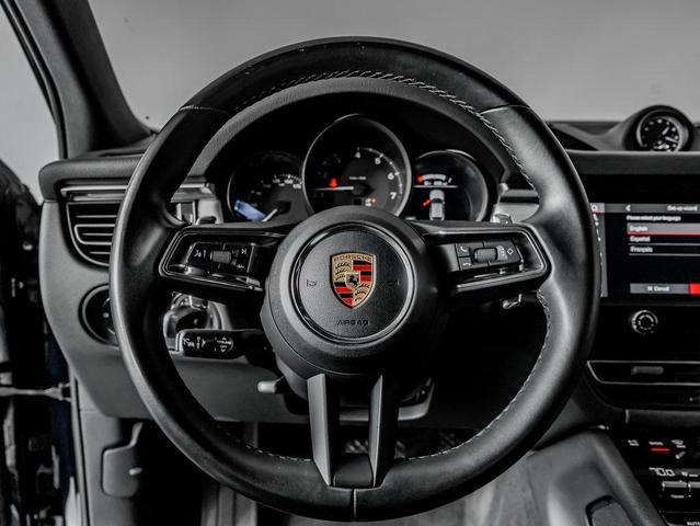 Photo of 2023 Night Blue Metallic Porsche Macan