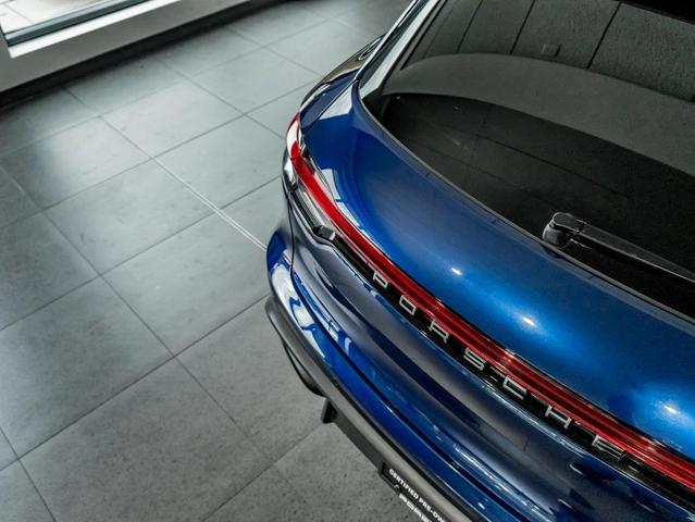 Photo of 2024 Gentian Blue Metallic Porsche Macan