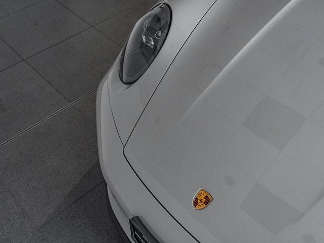 Photo of 2024 Chalk Porsche 911