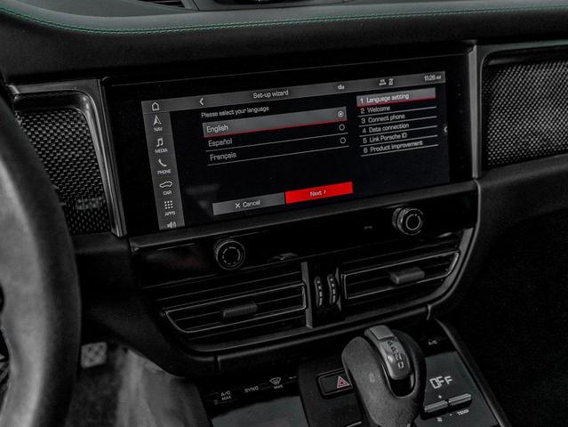 Photo of 2024 Python Green Porsche Macan