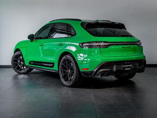Photo of 2024 Python Green Porsche Macan