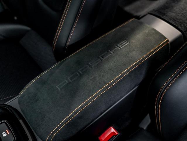 Photo of 2024 Black Porsche 911
