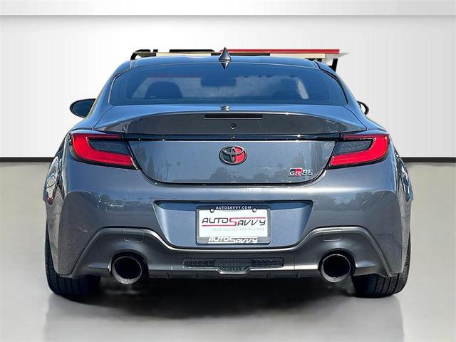 Photo of 2023 Pavement Toyota GR86